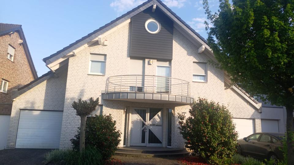 Einfamilienhaus Herzogenrath - 5 Zimmer, 185 m&sup2;, 668.000&euro; | Angebot:26548992