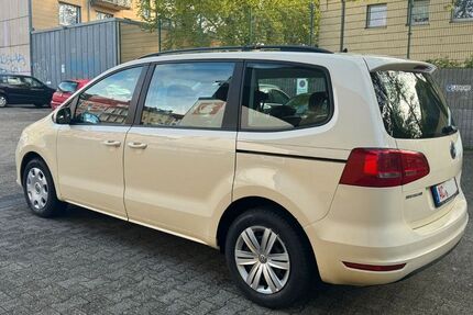 VW Sharan 381.281 km 5.300 &euro; Aachen 52068
