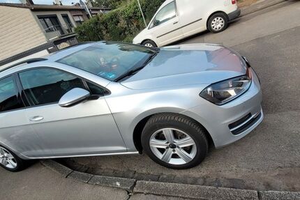 VW Golf 124.183 km 9.900 &euro; Eschweiler 52249