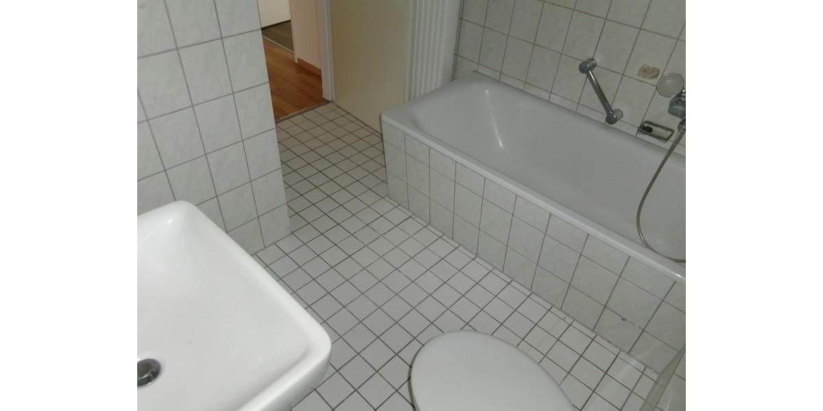 Etagenwohnung Aachen Aachen-Mitte - 2 Zimmer, 92 m&sup2;, 909&euro; | Angebot:24635078
