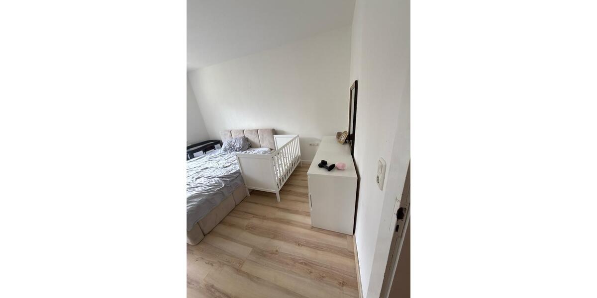 Etagenwohnung Stolberg (Rheinland) - 3 Zimmer, 80 m&sup2;, 980&euro; | Angebot:25975625