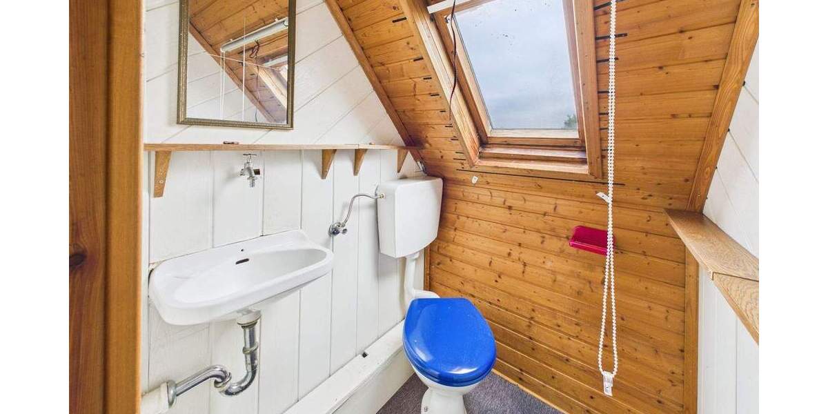 Einfamilienhaus Heinsberg Unterbruch - 8 Zimmer, 180 m&sup2;, 149.000&euro; | Angebot:25662058