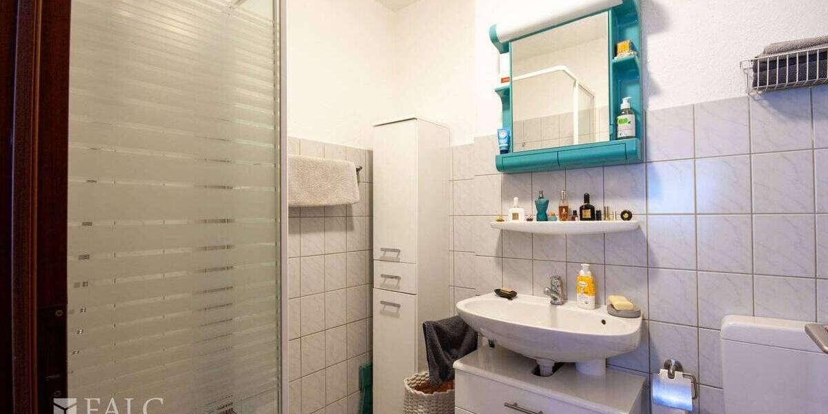 Mehrfamilienhaus, Wohnhaus Düren - 7 Zimmer, 198 m&sup2;, 315.000&euro; | Angebot:26798865