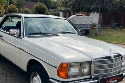 Mercedes-Benz 230 138.000 km 22.900 &euro; Niederzier-Selhausen 52382