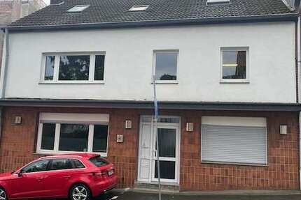 Haus Stolberg Gressenich - 12 Zimmer, 310 m&sup2;, 435.000&euro; | Angebot:22140062