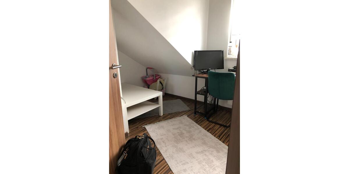 Dachgeschoßwohnung Übach-Palenberg Palenberg - 3 Zimmer, 75 m&sup2;, 750&euro; | Angebot:26664006