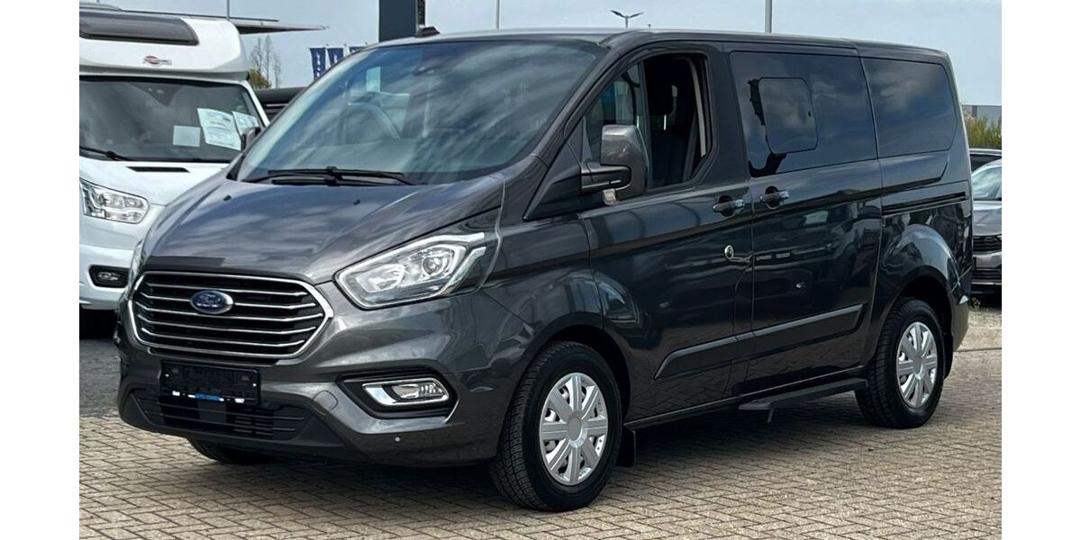 Ford Tourneo Custom 83.800 km 29.760 &euro; Düren 52351