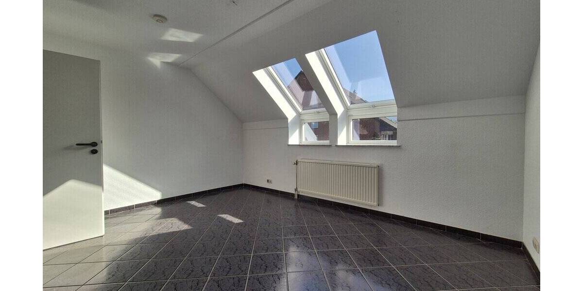 Etagenwohnung Stolberg Breinig - 2 Zimmer, 72 m&sup2;, 212.000&euro; | Angebot:26192211