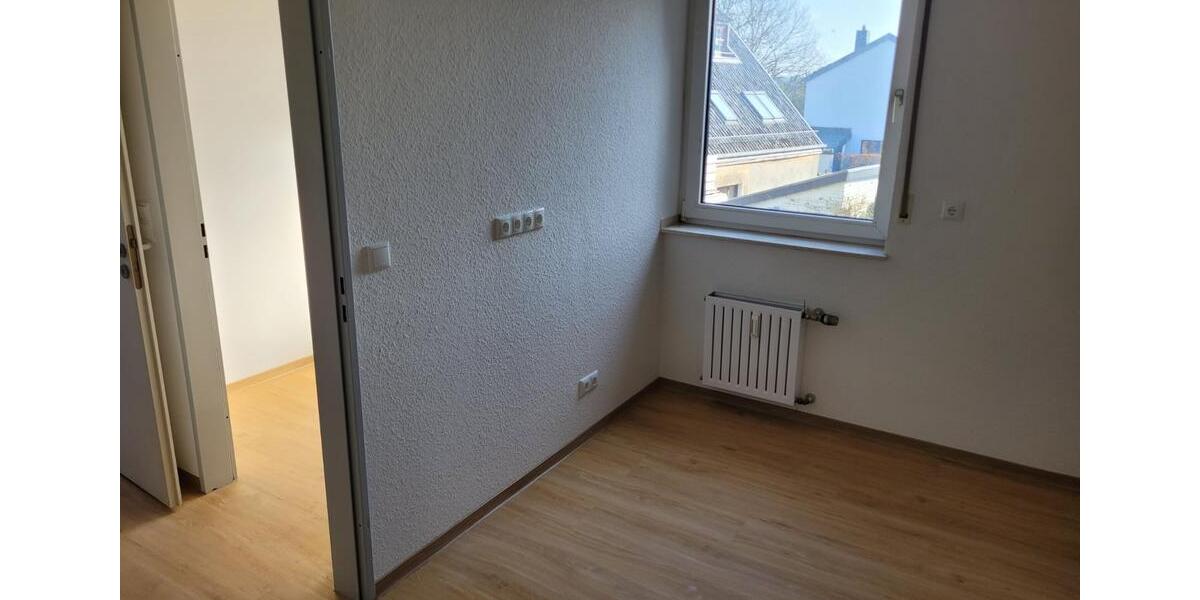 Dachgeschoßwohnung Aachen Aachen-Mitte - 2 Zimmer, 80 m&sup2;, 880&euro; | Angebot:25269455
