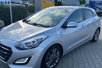 Hyundai i30 184.545 km 7.499 &euro; Stolberg 52222