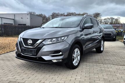 Nissan Qashqai 73.716 km 17.799 &euro; Bedburg 50181