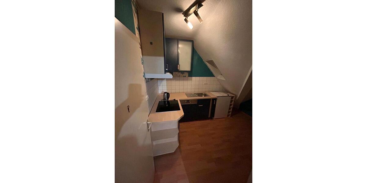 Dachgeschoßwohnung Herzogenrath - 2 Zimmer, 63 m&sup2;, 850&euro; | Angebot:25406244
