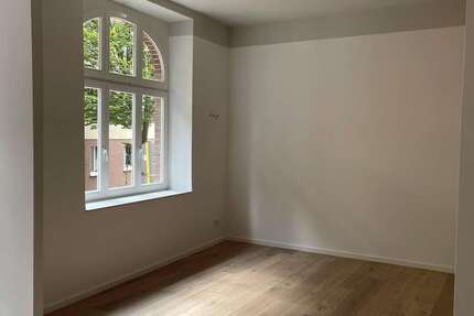 Wohnung Aachen Aachen-Mitte - 2 Zimmer, 69 m&sup2;, 900&euro; | Angebot:26836747