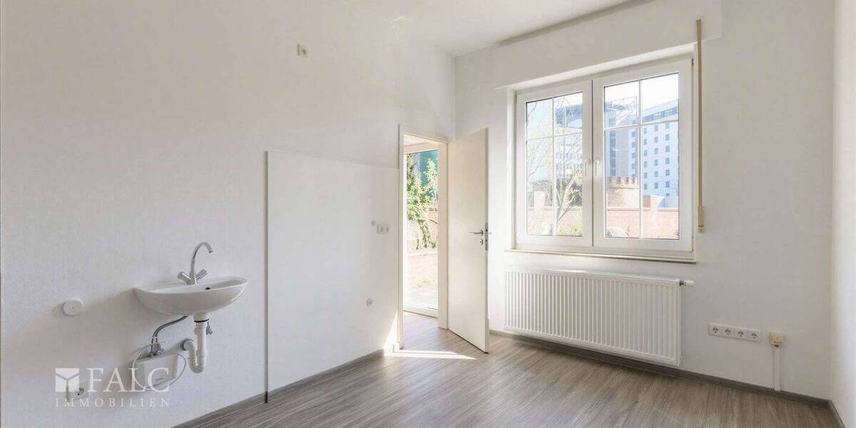Gewerbeobjekt Eschweiler Röthgen - 6 Zimmer, 115 m&sup2;, 1.000&euro; | Angebot:26141228