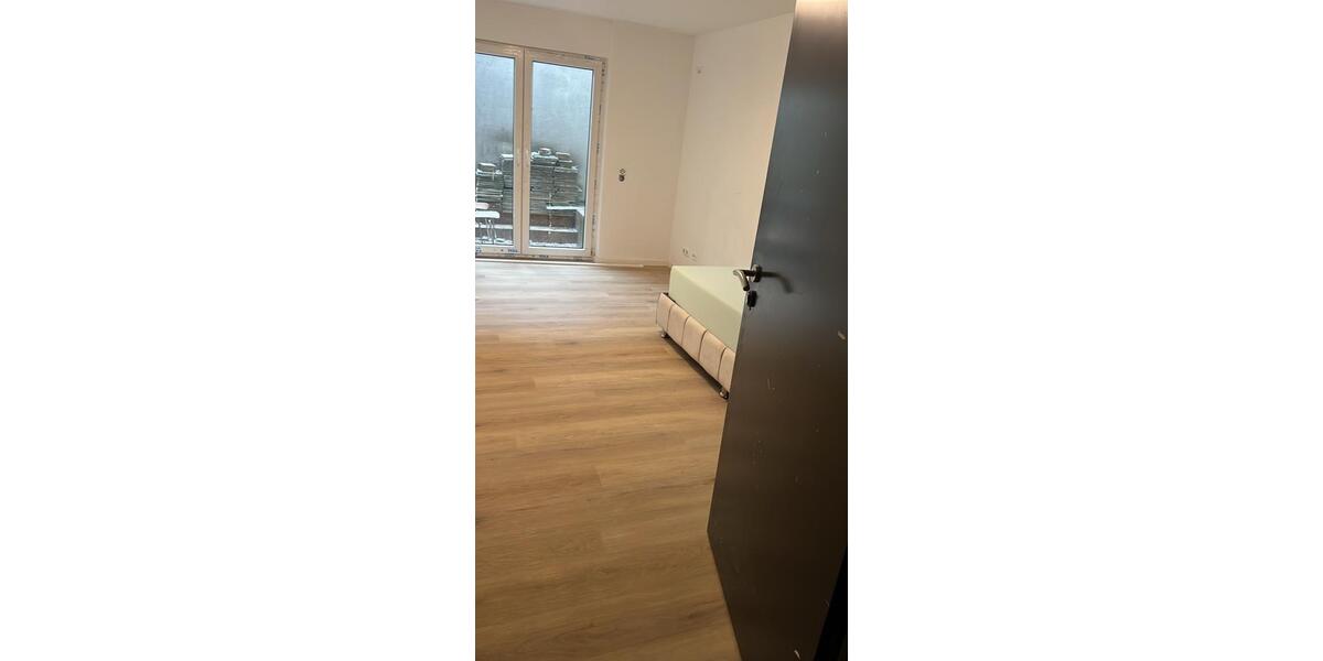 Etagenwohnung Würselen - 1 Zimmer, 100 m&sup2;, 580&euro; | Angebot:25369371