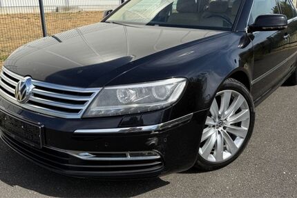VW Phaeton 158.000 km 9.999 &euro; Übach-Palenberg ( nähe Aachen ) 52531