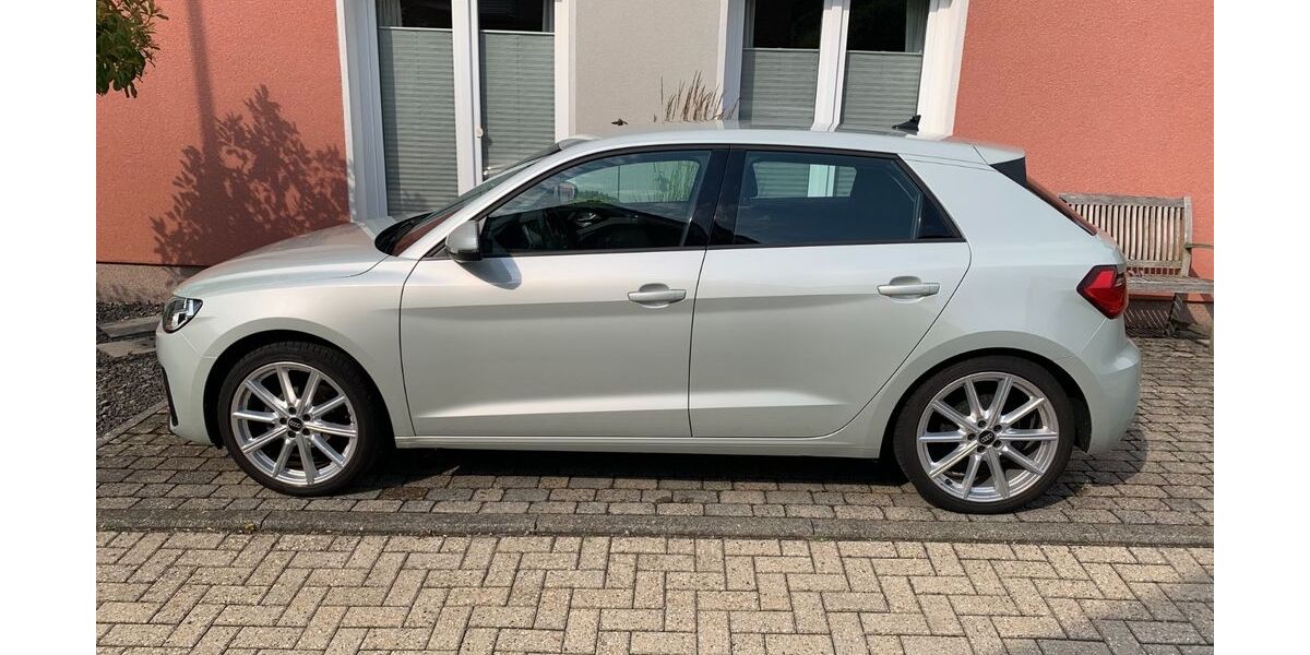 Audi A1 39.700 km 20.900 &euro; Roetgen 52159