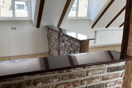 Wohnung Stolberg (Rheinland) - 2 Zimmer, 100 m&sup2;, 850&euro; | Angebot:25478924