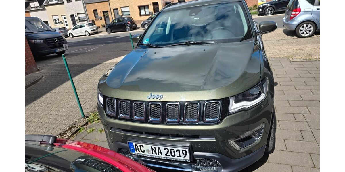 Jeep Compass 72.500 km 18.000 &euro; Eschweiler 52249