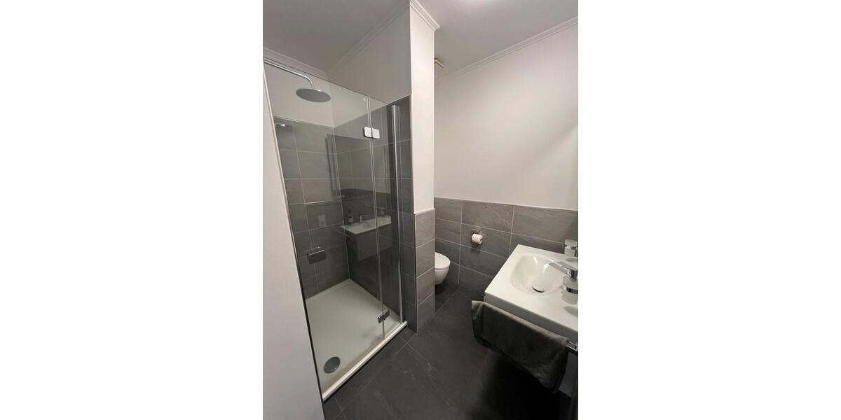 Einfamilienhaus Geilenkirchen - 3 Zimmer, 180 m&sup2;, 2.000&euro; | Angebot:26591592