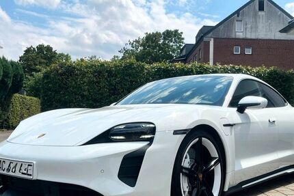 Porsche Taycan 23.446 km 82.700 &euro; Alsdorf 52477