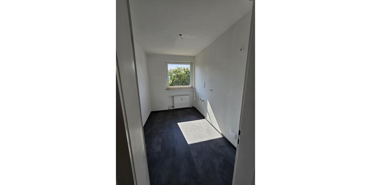 Etagenwohnung Aachen Aachen-Mitte - 3 Zimmer, 77 m&sup2;, 243.000&euro; | Angebot:27258757