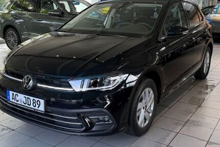 VW Polo 12.000 km 24.989 &euro; Baesweiler 52499