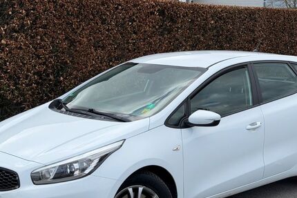 Kia ceed / Ceed 249.660 km 2.870 &euro; Alsdorf/Mariadorf 52477