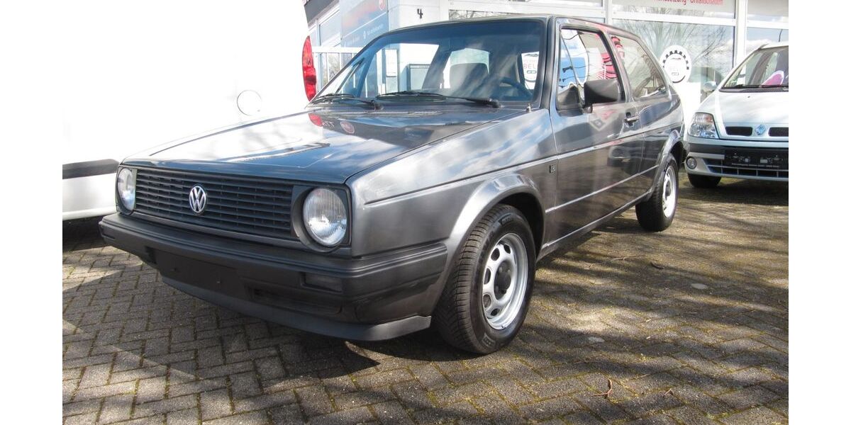 VW Golf 153.200 km 4.899 &euro; Düren 52353
