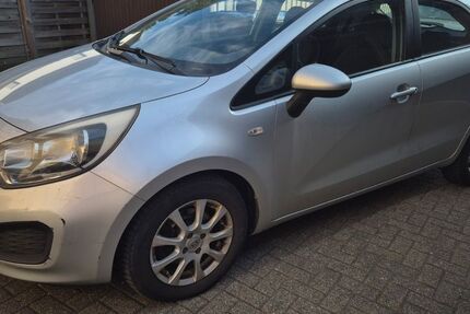 Kia Rio 196.232 km 3.700 &euro; Alsdorf 52477