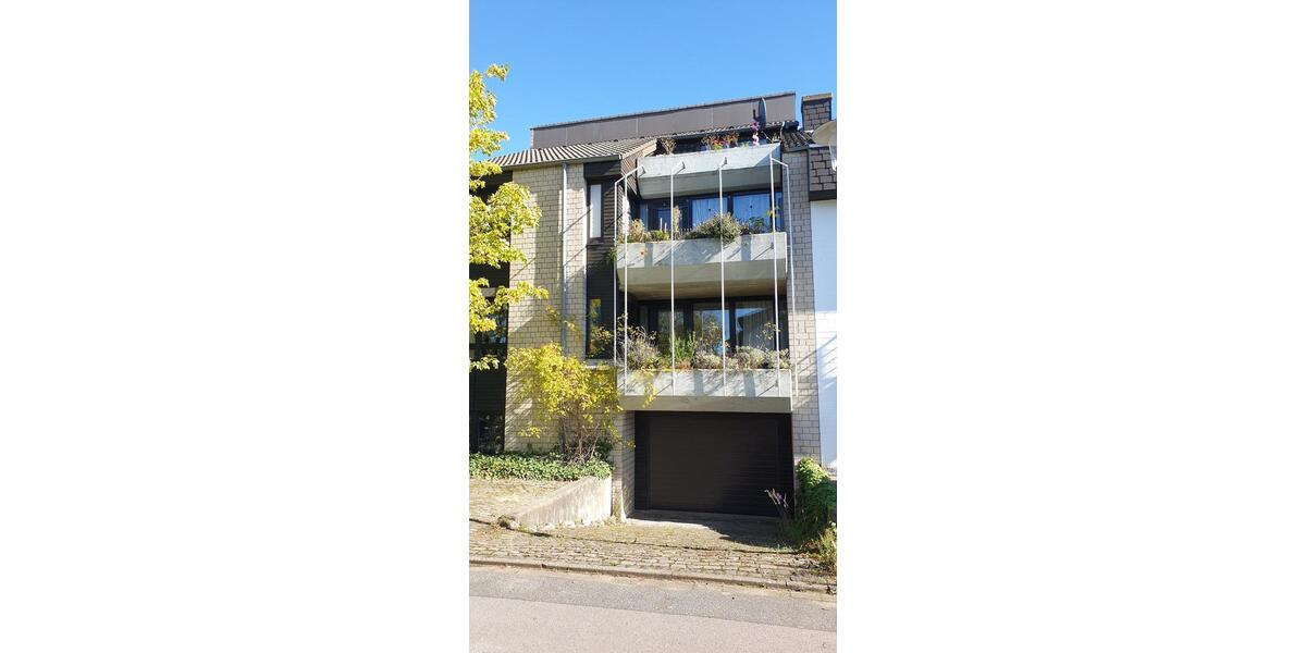 Etagenwohnung Düren Rölsdorf - 5 Zimmer, 151 m&sup2;, 1.450&euro; | Angebot:26697797