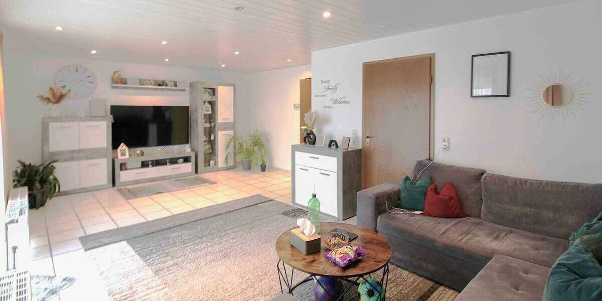 Einfamilienhaus Hürtgenwald - 8 Zimmer, 220 m&sup2;, 315.000&euro; | Angebot:26093228