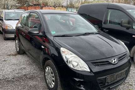 Hyundai i20 132.400 km 3.250 &euro; Düren 52351