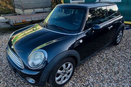 Mini ONE 165.000 km 1.900 &euro; Düren 52349