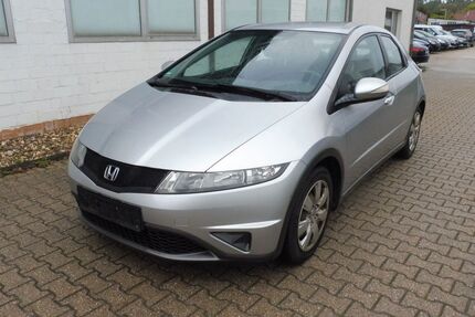 Honda Civic 203.000 km 2.690 &euro; Eschweiler 52249