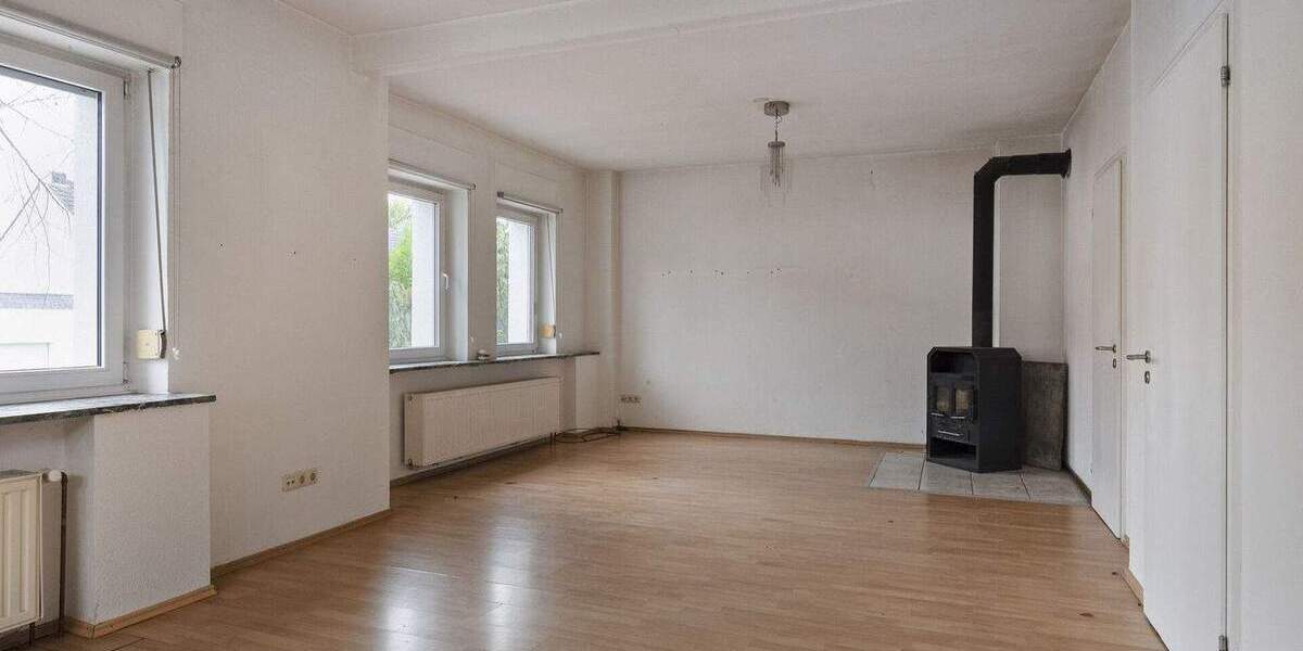 Mehrfamilienhaus, Wohnhaus Geilenkirchen - 6 Zimmer, 140 m&sup2;, 349.000&euro; | Angebot:25707174