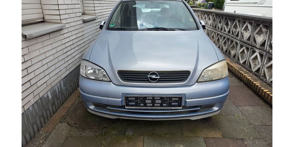 Opel Astra 94.000 km 900 &euro; Herzogenrath 52134