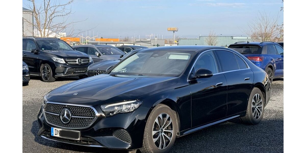 Mercedes-Benz E 200 60.000 km 47.900 &euro; Düren 52351