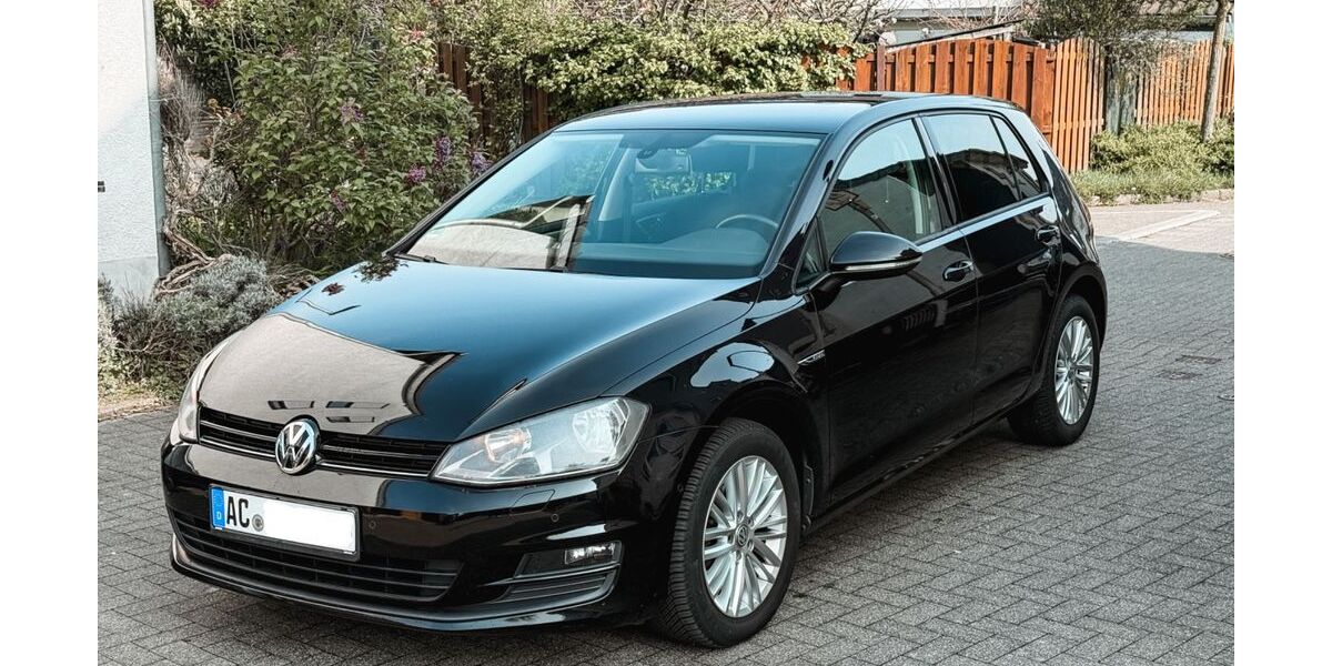VW Golf 125.000 km 9.200 &euro; Würselen 52146