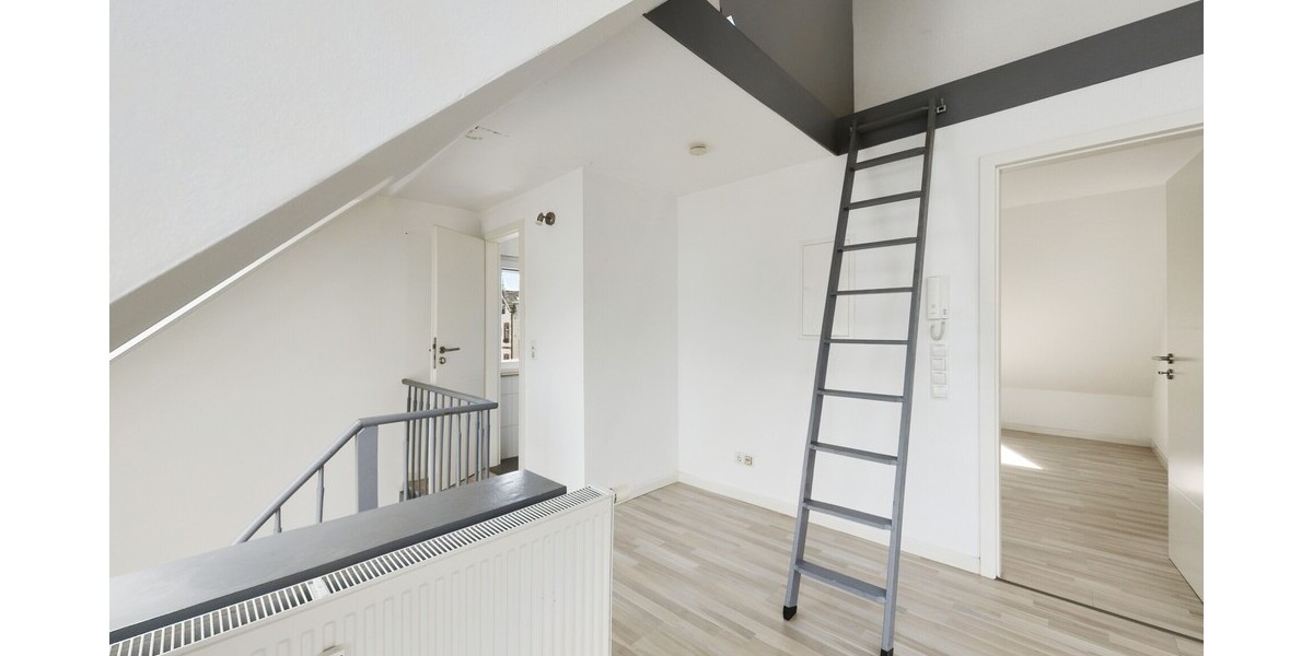 Stolberg-Breinig – Dachgeschoss mit Attitüde. Sofort bezugsfrei. - Dachgeschoßwohnung Stolberg (Rheinland) / Breinig Breinig | Angebot:27289083
