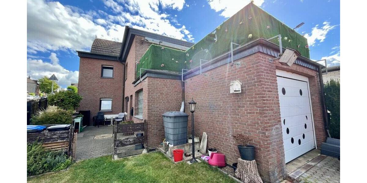 Reihenmittelhaus Stolberg (Rhld.) Münsterbusch - 5 Zimmer, 136 m&sup2;, 268.000&euro; | Angebot:26192162