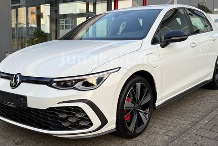 VW Golf 42.000 km 21.990 &euro; Stolberg 52222