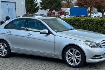 Mercedes-Benz C 180 185.930 km 8.990 &euro; Alsdorf 52477