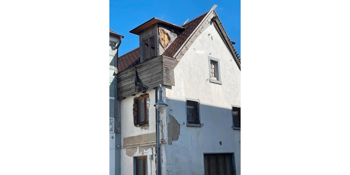 Einfamilienhaus Nideggen - 10 Zimmer, 290 m&sup2;, 399.000&euro; | Angebot:27119877