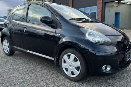 Toyota Aygo (X) 140.000 km 2.999 &euro; Alsdorf 52477