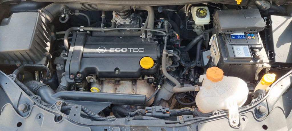 Opel Corsa 162.000 km 1.300 &euro; Alsdorf 52477