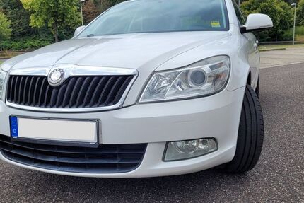 Skoda Octavia 284.800 km 2.990 &euro; Alsdorf 52477