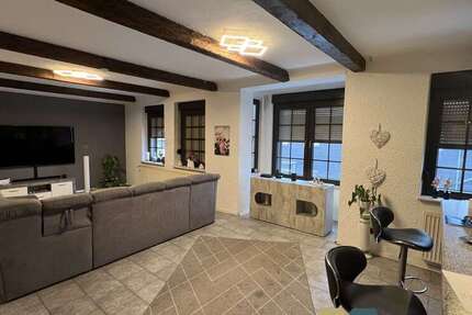 Haus Alsdorf - 6 Zimmer, 212 m&sup2;, 235.000&euro; | Angebot:25867838