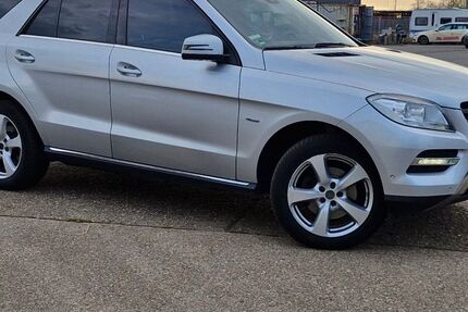 Mercedes-Benz ML 250 284.339 km 10.550 &euro; Titz 52445