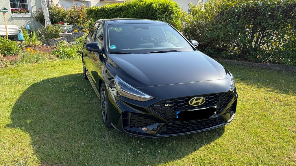 Hyundai i30 32.353 km 25.600 &euro; Elsdorf 50189